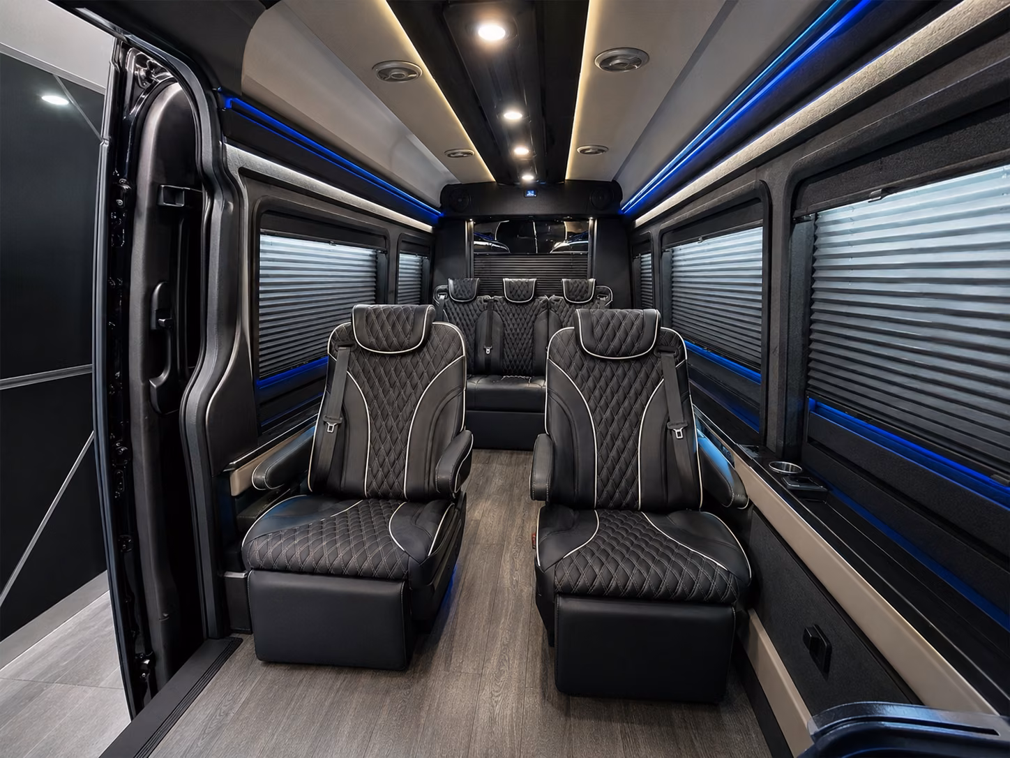 airport shuttle buses for sports teams and game day delegations
