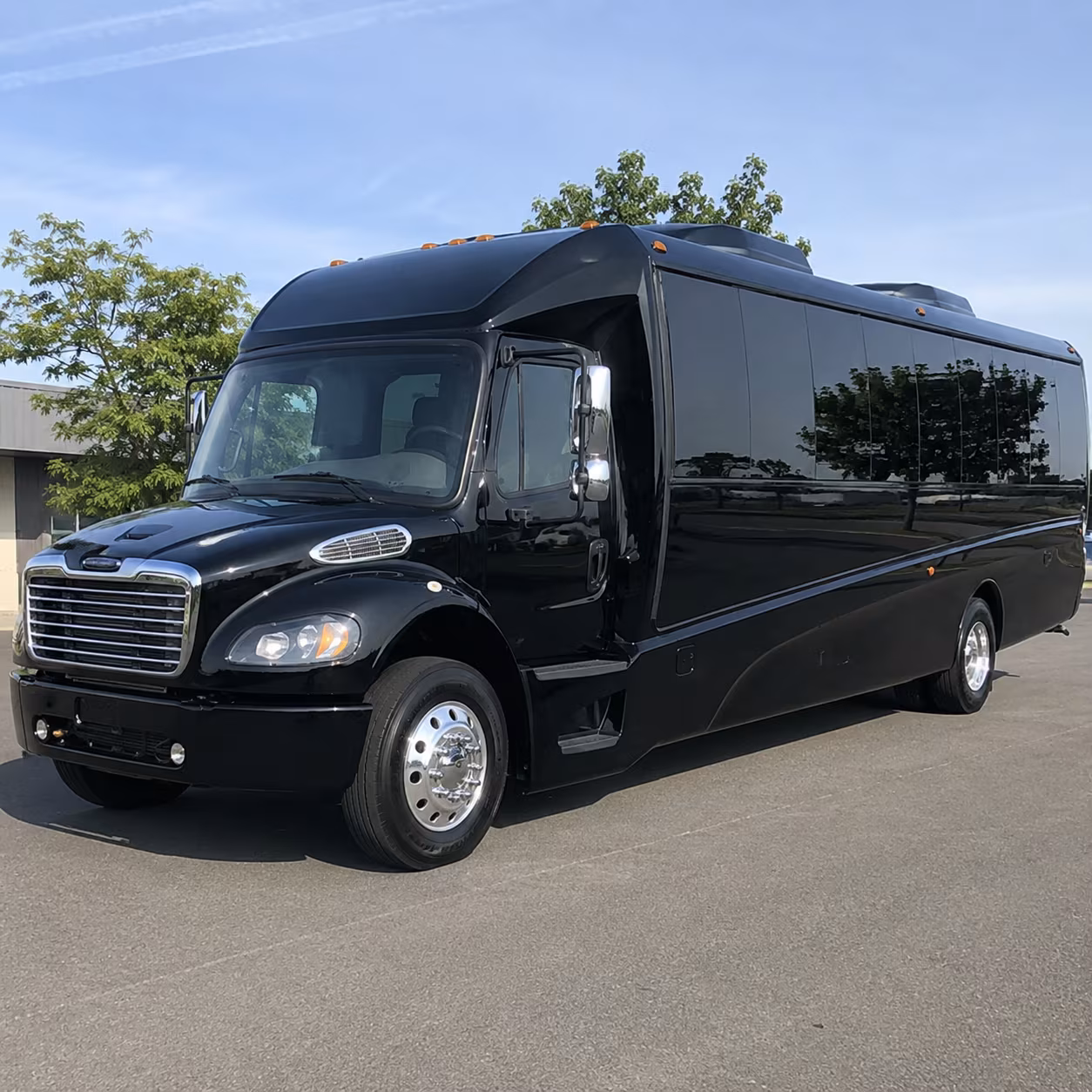 miami gardens 28 passenger minibus