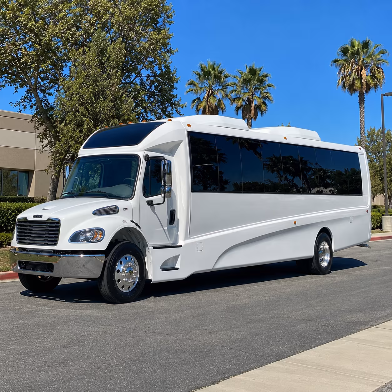 miami gardens 35 passenger minibus