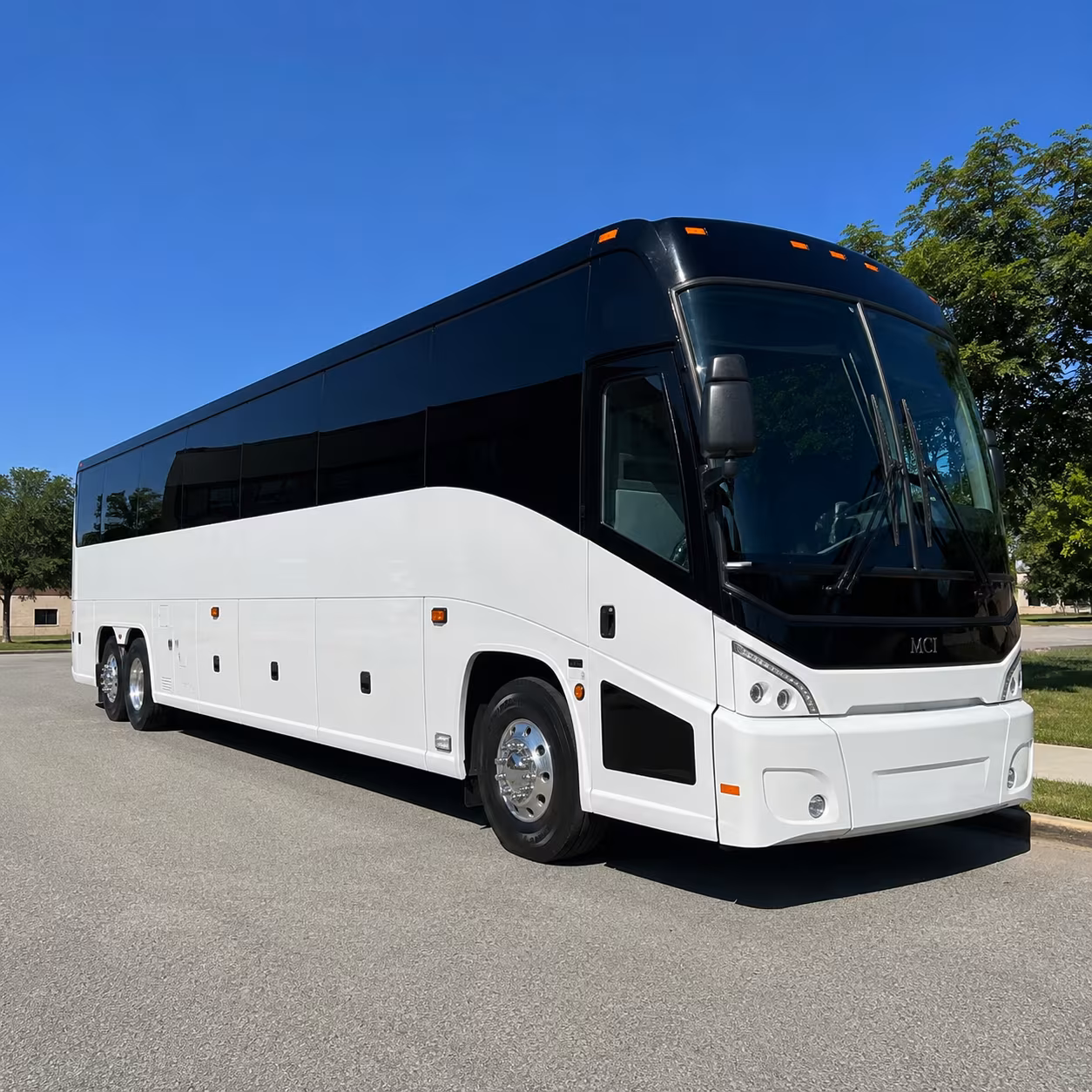 miami gardens 40 passenger charter bus