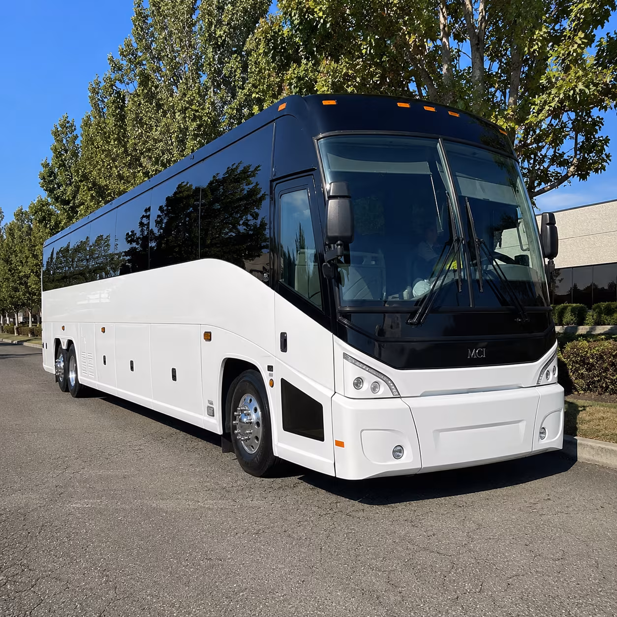 miami gardens 50 passenger charter bus