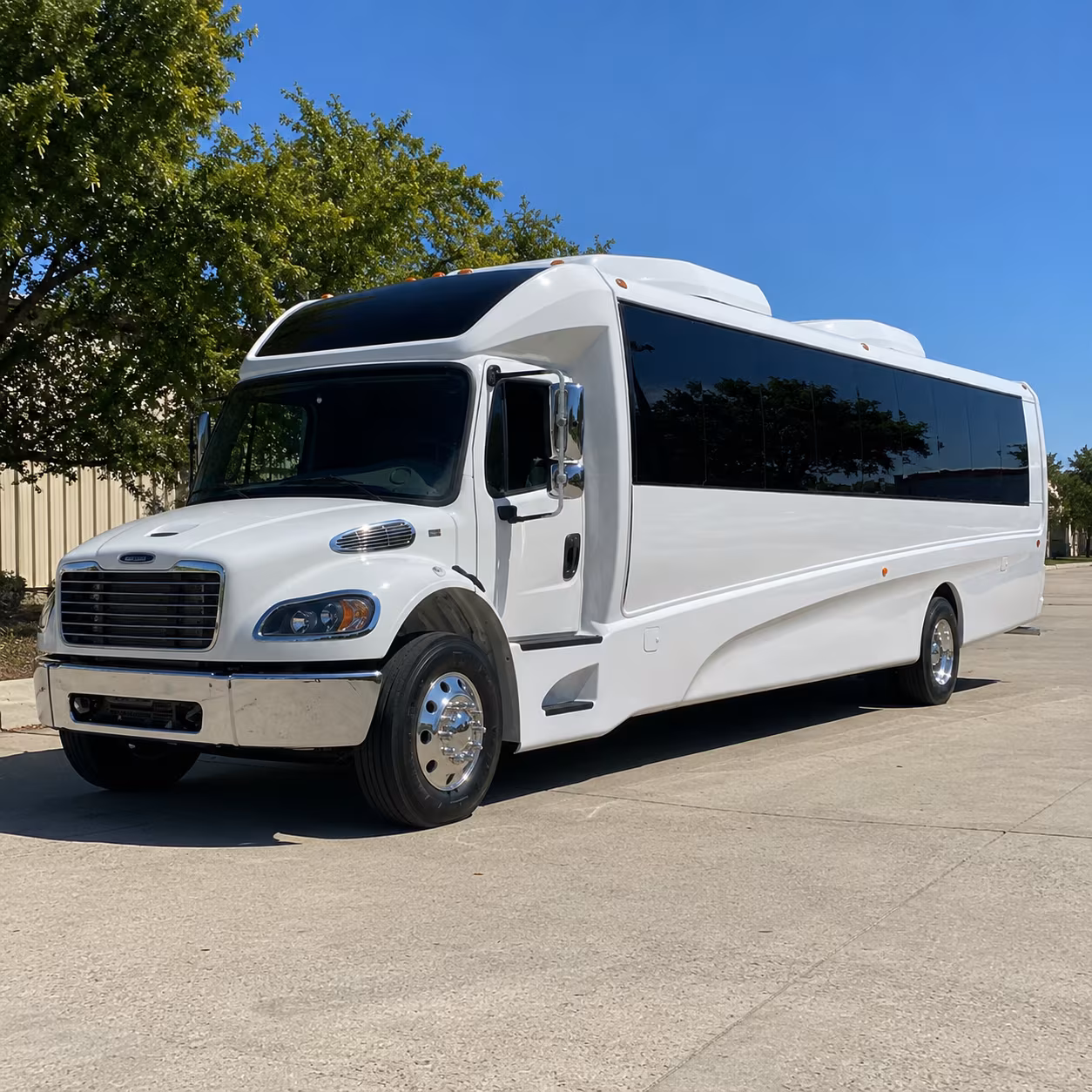 miami gardens bus rental service area