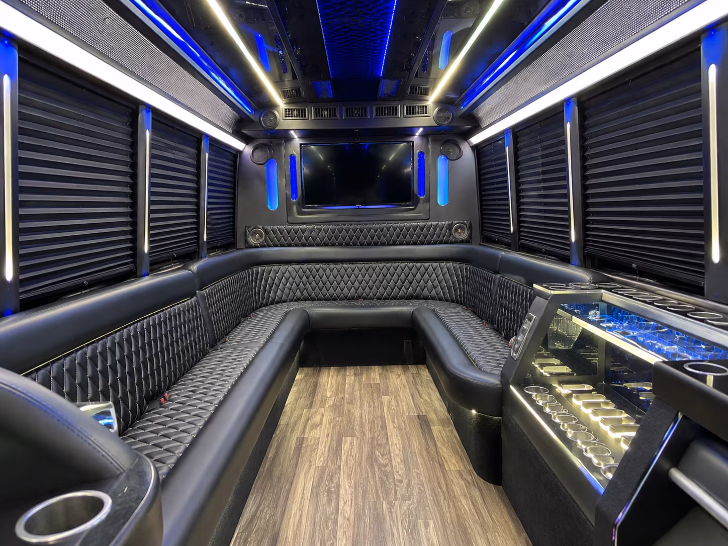 miami gardens holiday party bus rental