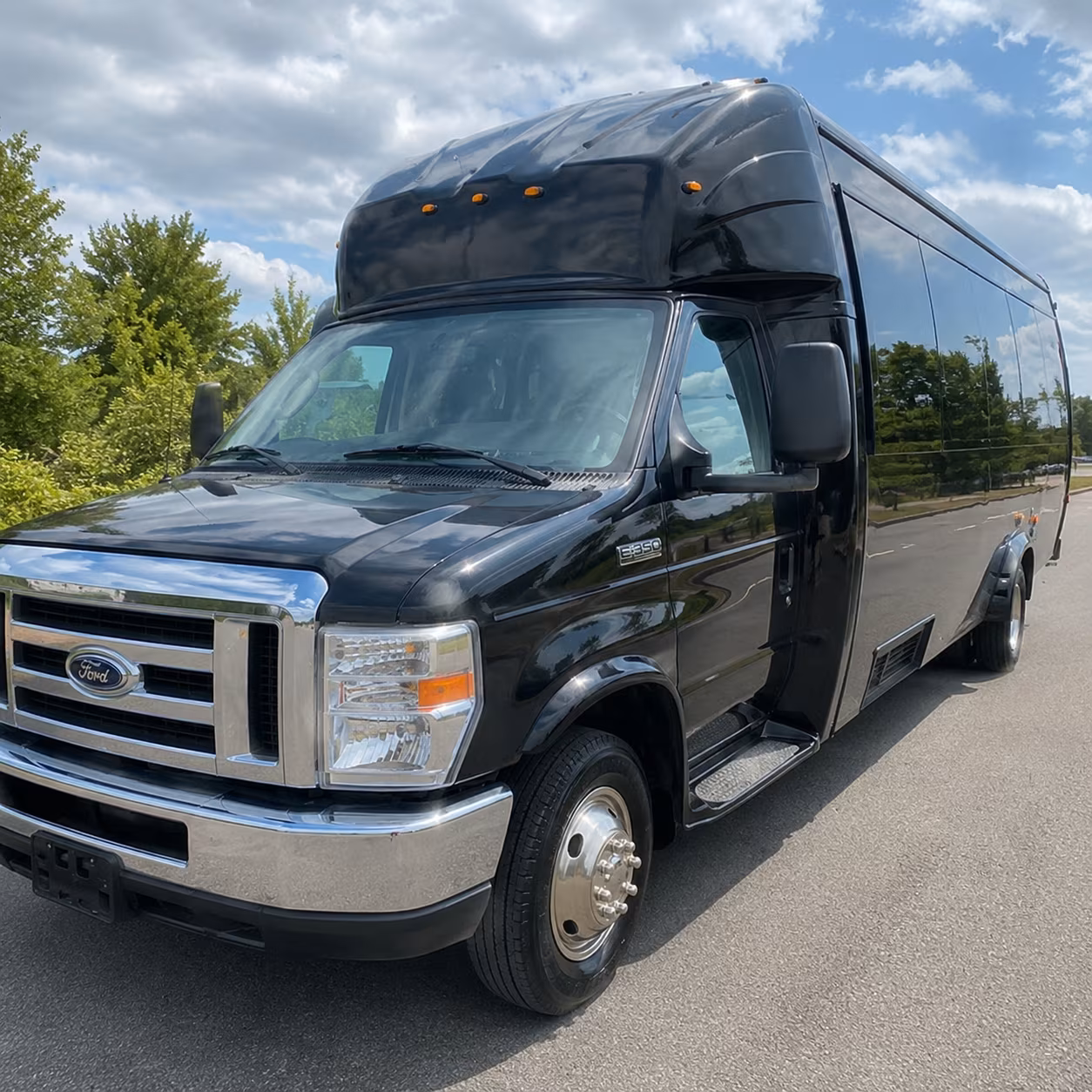 multi stop corporate shuttle buses for miami gardens events and off sites