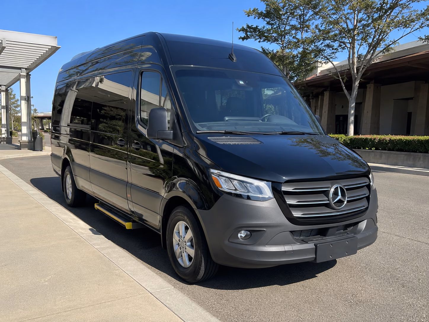 secure transportation for your next corporate event 2