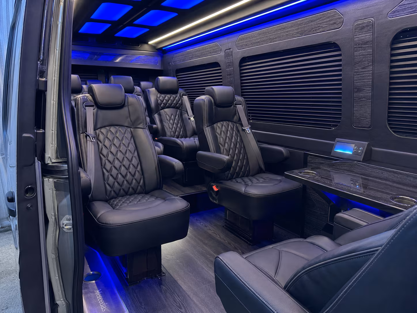 sprinter vans and buses for bands and performers traveling to miami gardens